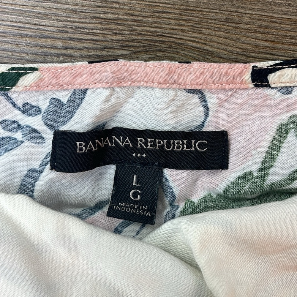 Banana Republic Factory Women’s Pink Cream Cropped Floral Tank Blouse, Large - Picture 5 of 9